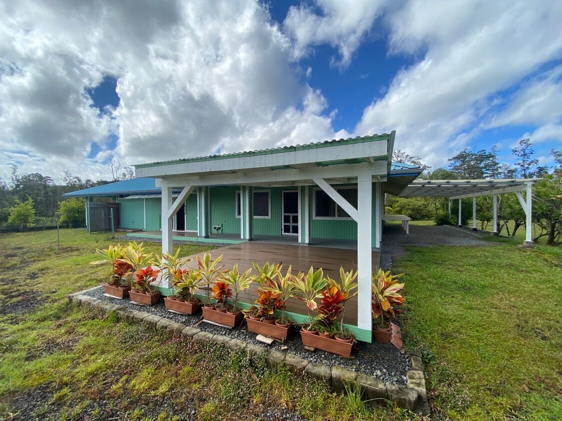 Primary Photo - 3/2 Orchidland Estates-Pet Friendly