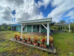Building Photo - 16-484-484 Laniuma St