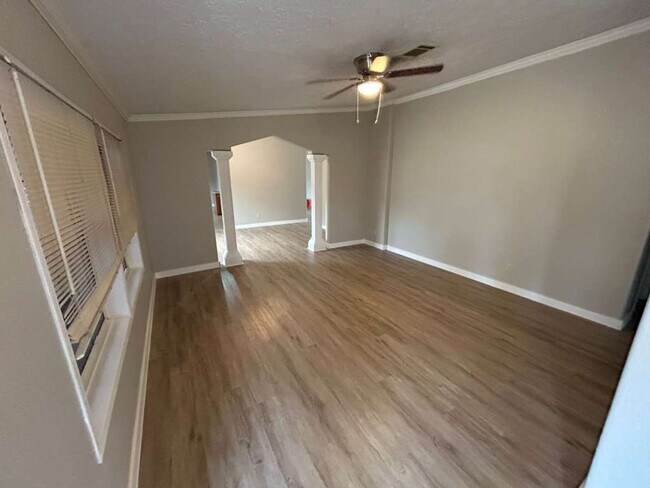 Foto del edificio - 2595 Bryant St