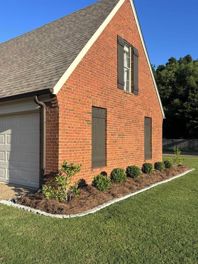 Foto del edificio - 6399 William Hill Dr