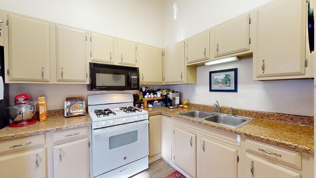 Foto del edificio - 542 Meadow Ct