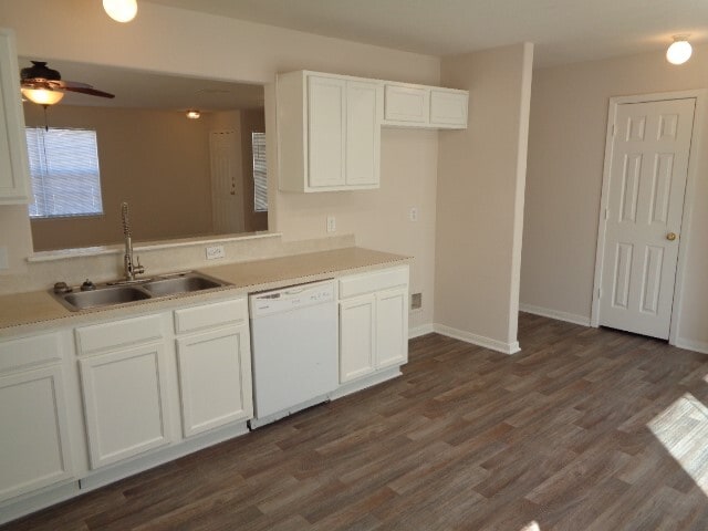 Foto del edificio - 6440 Mountain Pines Ln