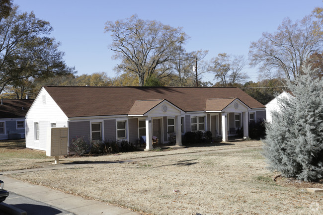 Foto del edificio - Camp Croft Court