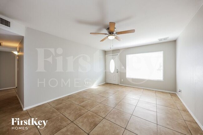 Foto del edificio - 17834 N 33rd Dr