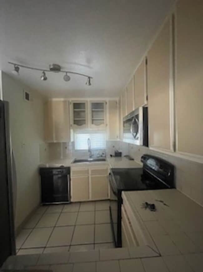 Foto del edificio - Charming condo near the Village in La Mesa