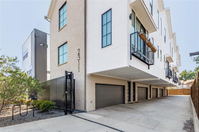 Foto del edificio - 2311 N Carroll Ave