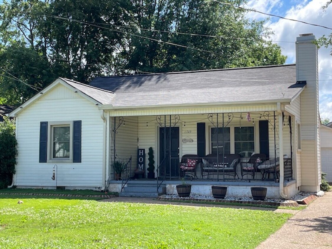 Primary Photo - 1723 5th Ave