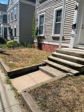 Building Photo - 189 Putnam St