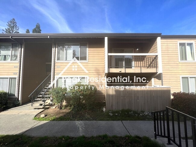 Building Photo - 2 br, 2 bath House - 9200 Madison #174