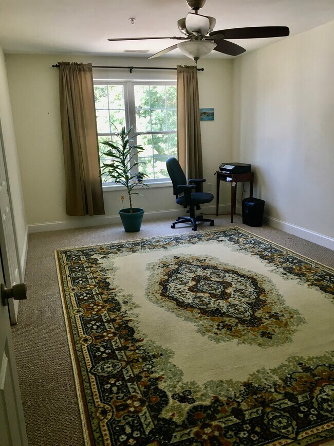 2nd Bedroom - 90 Rangeway Rd