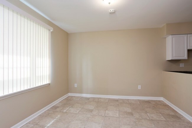 Foto del edificio - 5899 Rowanberry Dr