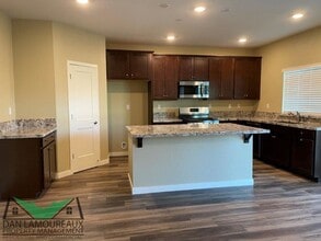 Building Photo - 2121 Millsap Pl