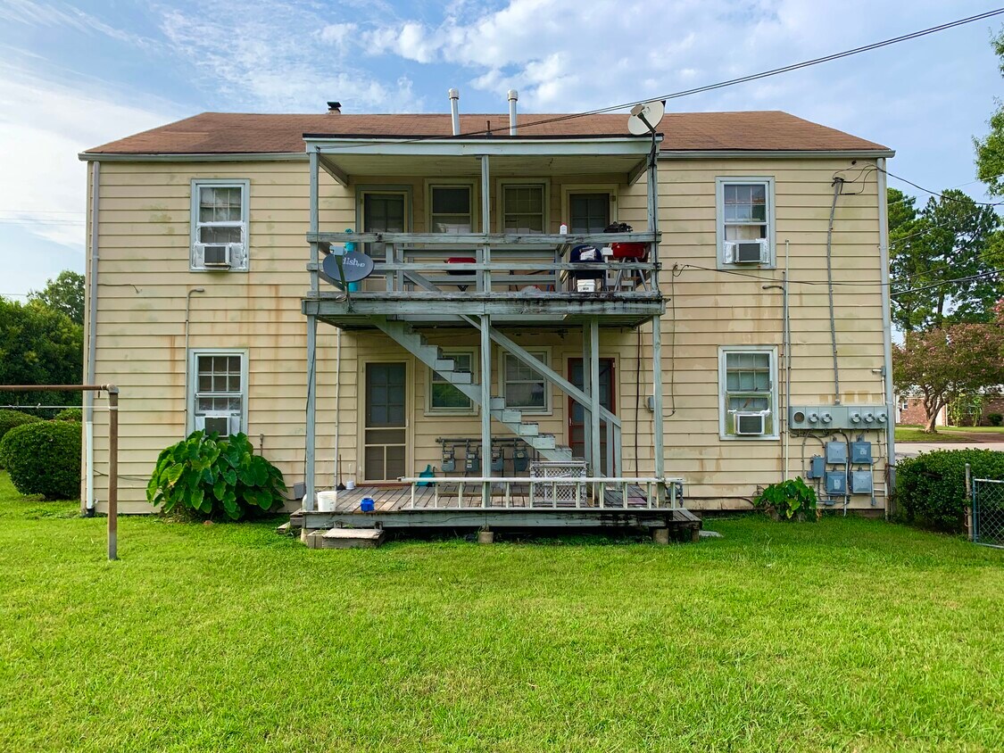 Building Photo - 243 Glendale Ave