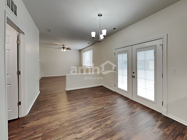 Building Photo - 7728 Barn Owl Dr