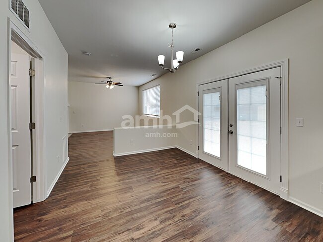 Foto del edificio - 7728 Barn Owl Dr