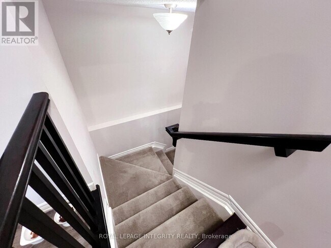 Building Photo - 513 Ozawa Private
