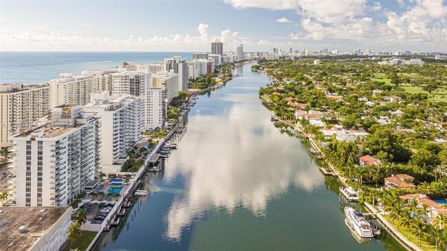 Building Photo - 5750 Collins Ave
