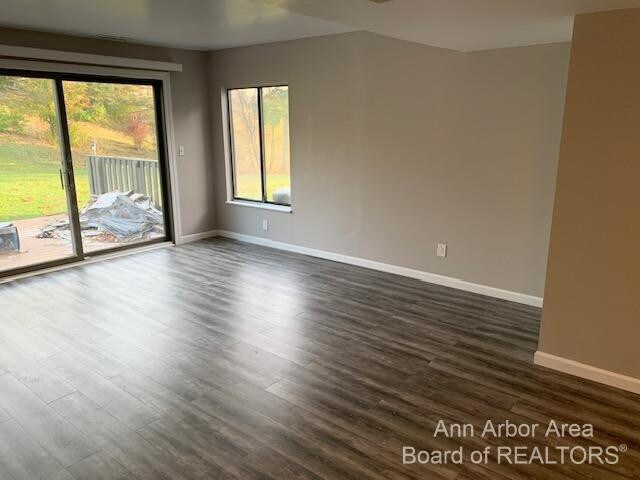 Building Photo - 790 Peninsula Ct