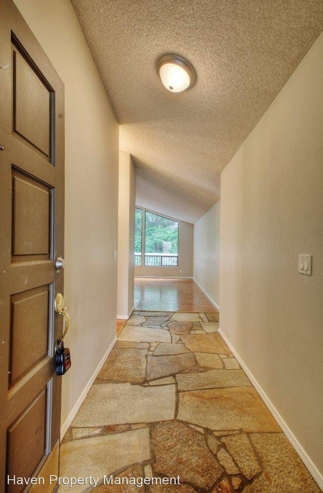Foto del edificio - 5 br, 3 bath House - 3530 169th Ave. NE