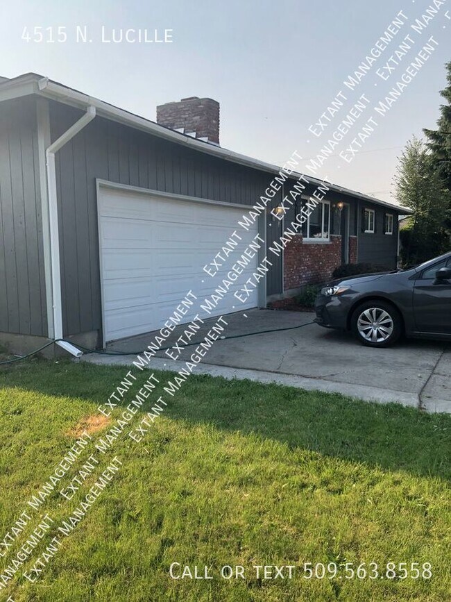 Foto del edificio - 5BD/2.5 BA WITH LARGE FENCED YARD, NICE QU...