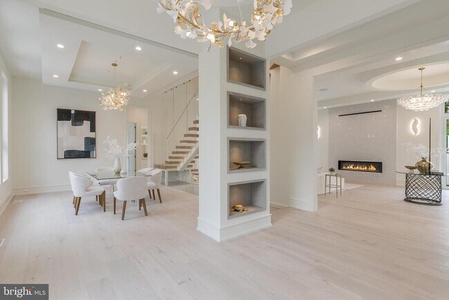 Foto del edificio - 8757 Brook Rd