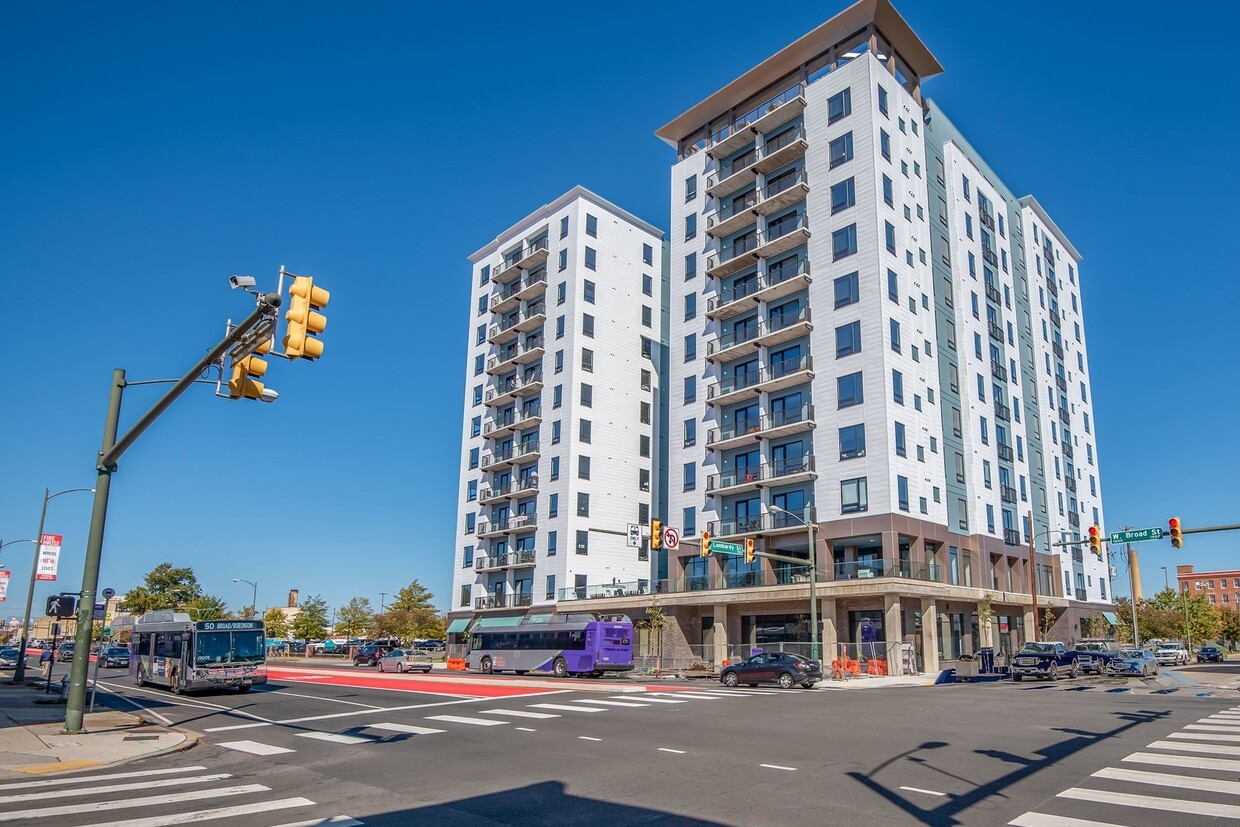 Ascend RVA Apartments in Richmond, VA