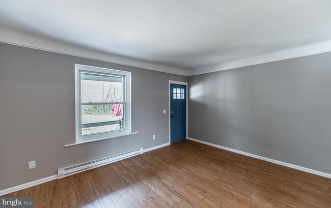 Foto del edificio - 220 Railroad Ave