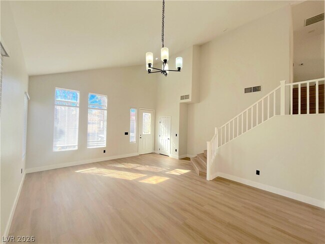 Foto del edificio - 376 Blackstone River Ave