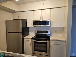Building Photo - 12154 St.Andrews Pl