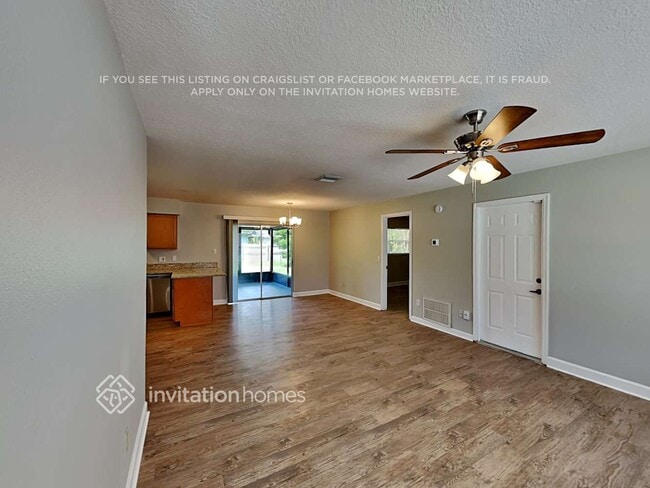 Building Photo - 120 Hidden Lake Dr