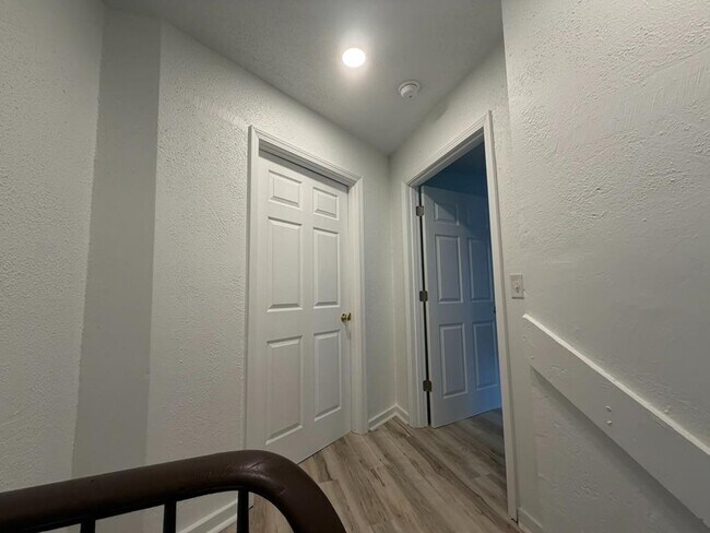 Foto del edificio - 725 S 7th St