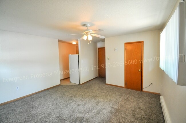 Building Photo - 915 James Ct