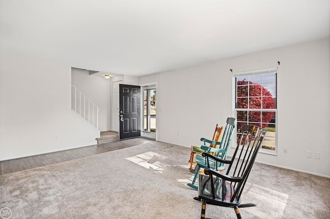 Building Photo - 24597 N Meadow Dr