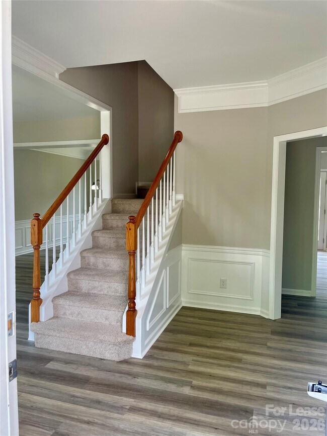 Building Photo - 7856 Lamington Dr