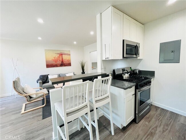 Foto del edificio - 3864 Inglewood Blvd
