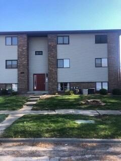 Building Photo - 1916 Tracy Dr