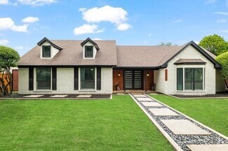 Building Photo - 2833 Meadowbrook Dr