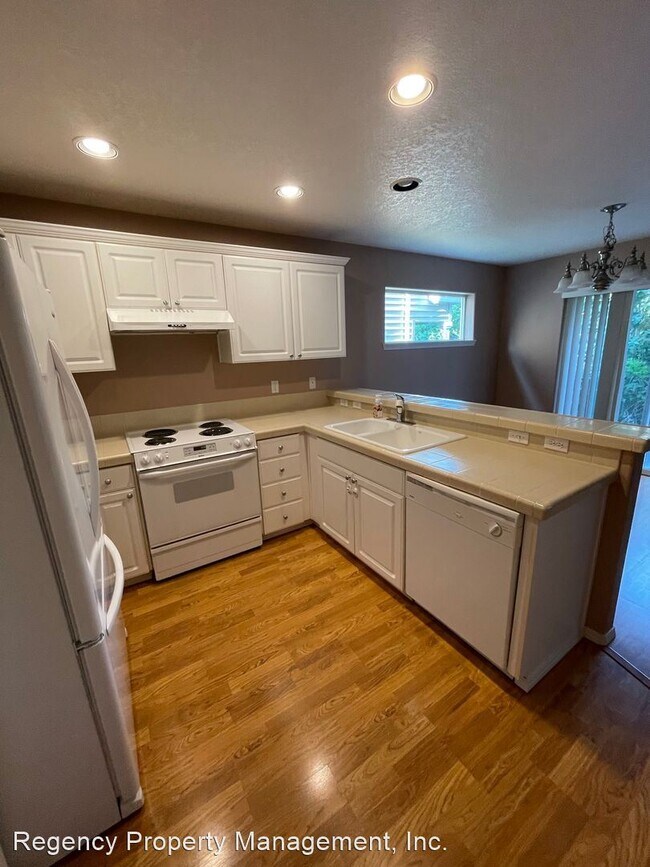 Building Photo - 3 br, 2.5 bath House - 6529 NW Connery Ter...