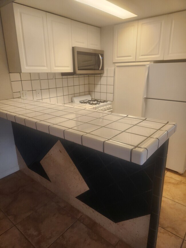 Foto del edificio - The Pines Apartments