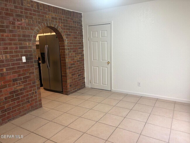 Foto del edificio - 3417 Guthrie St