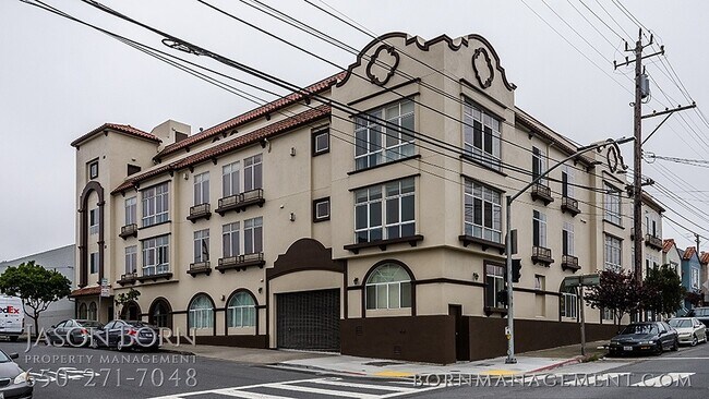 Building Photo - 89 Goethe St