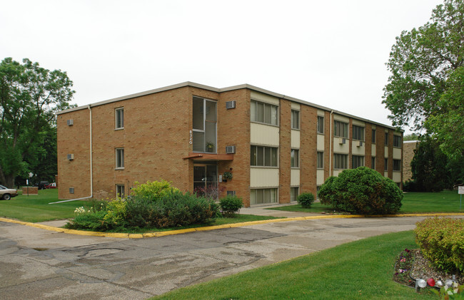 Foto del edificio - Fremont Court Apartments