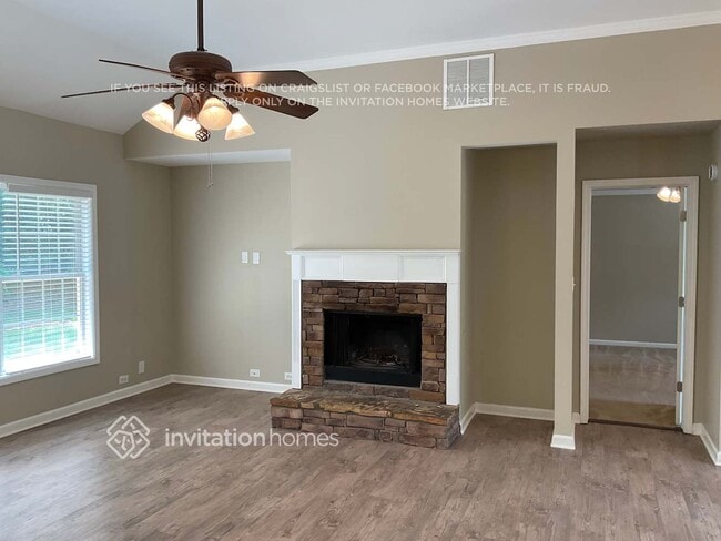 Building Photo - 7555 Golden Sands Dr