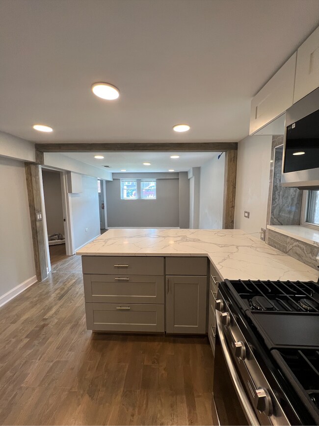 Foto del edificio - 4025 N Lavergne Ave