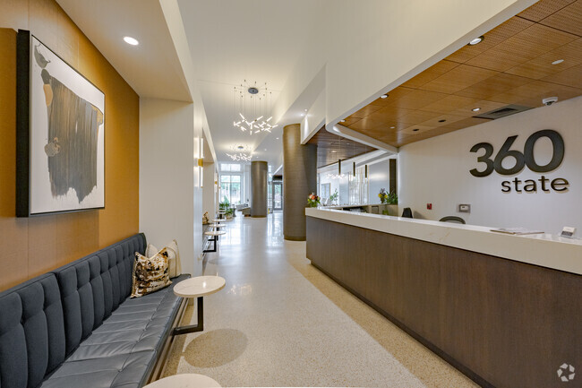 360 State St. - Lobby & Concierge - 360 State