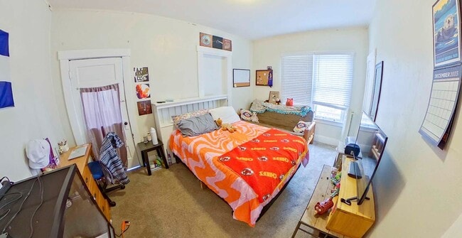 Building Photo - 3D Tour Available - 4 Blocks to KSU Campus...