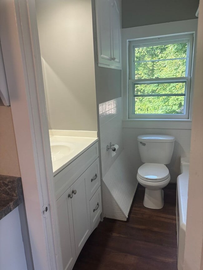 Building Photo - 227 Union St