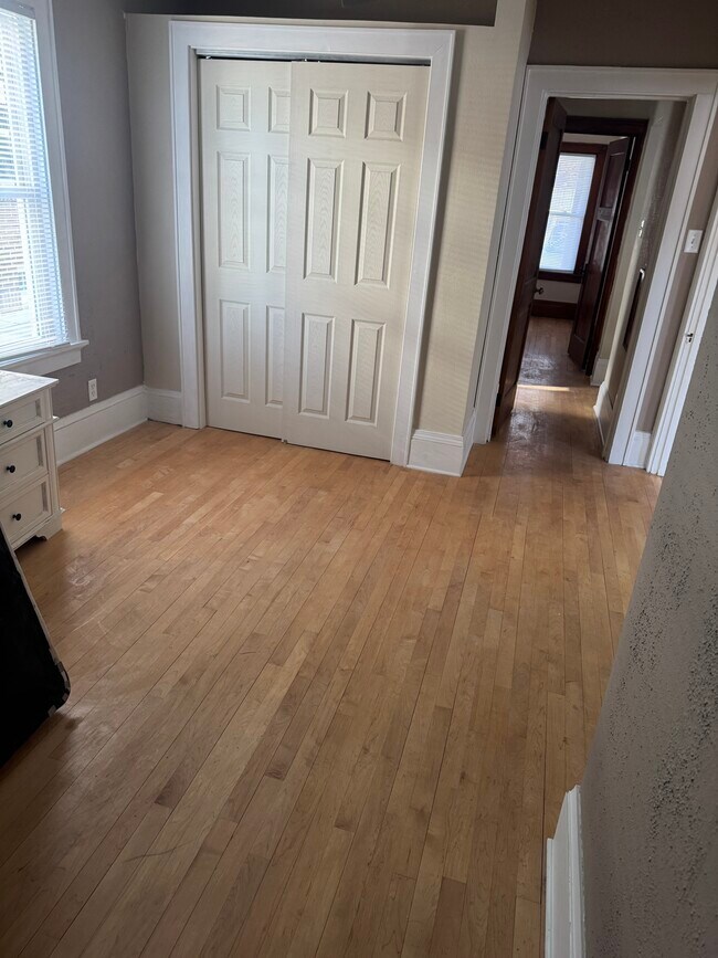 Foto del edificio - 2162 N 63rd St