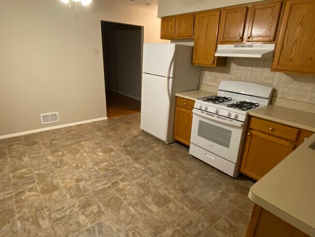 Foto del edificio - 114 Brook Ave