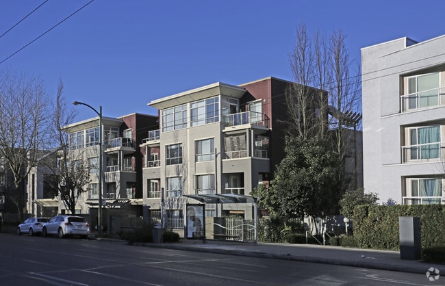 Building Photo - Point Grey Manor